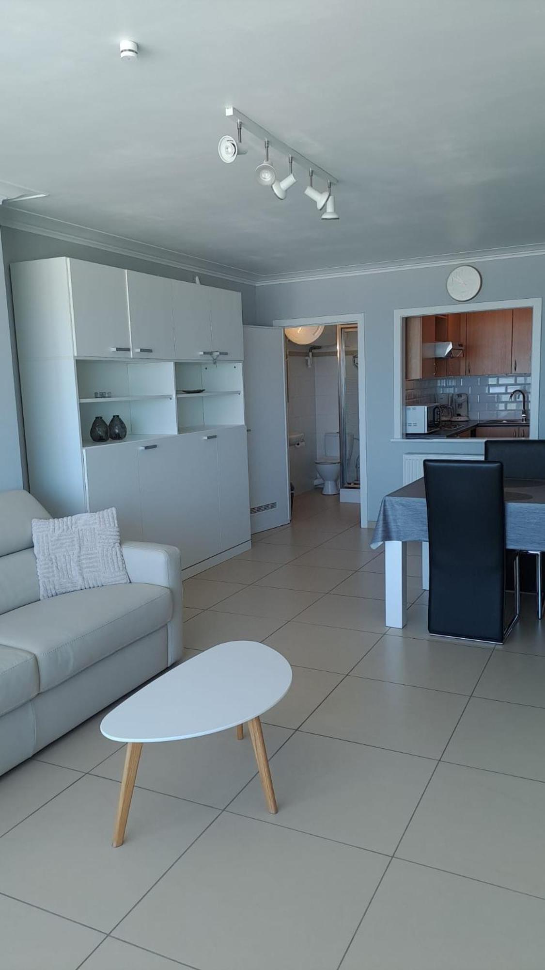 Modern Studio With Beautiful Sea View - 9Th Floor Blankenberge Exteriör bild